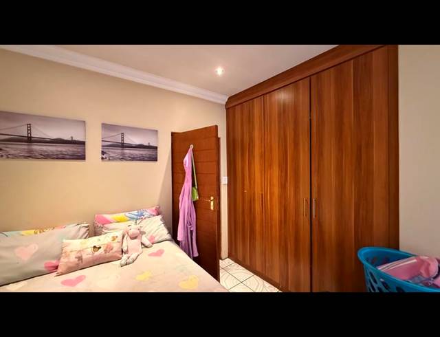 3 BEDROOM HOUSE FOR SALE IN THATCH HILL ESTATE